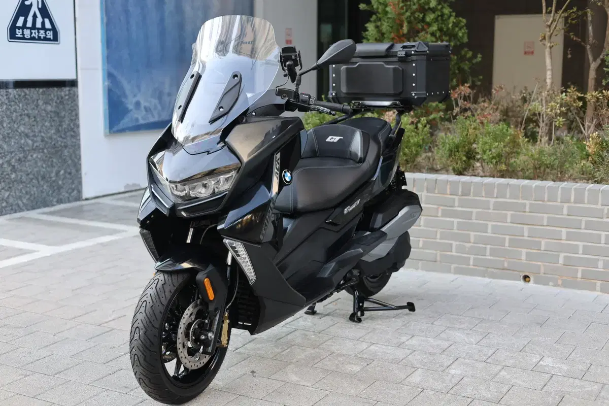 BMW C400GT / 23년식 4,220KM 쿼터급 스쿠터 오토바이